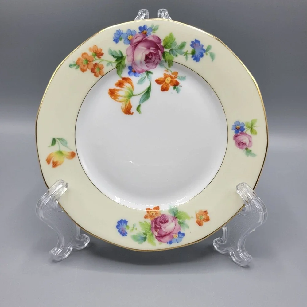 Vtg TK Thuny Czechoslovakia Lexington Floral 4 Dessert Plates Gold Trim 7.5